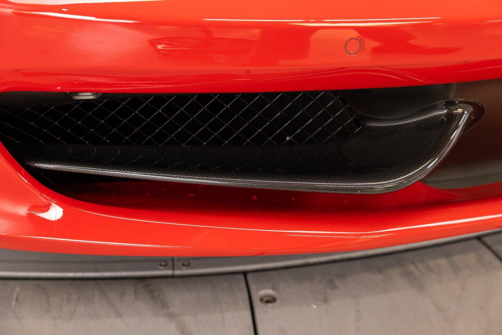 Certified 2013 Ferrari 458 Spider RWD image 31