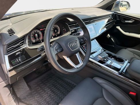 Used 2025 Audi Q8 Prestige AWD/4WD image 18
