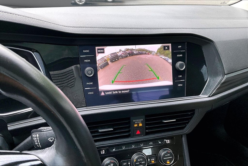 Used 2019 Volkswagen Jetta SEL FWD image 14