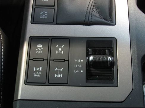 Used 2027 Toyota Land Cruiser w/ Premium Package AWD/4WD image 33