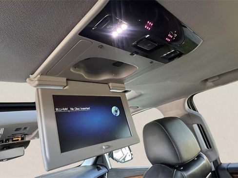 Used 2020 Cadillac Escalade Luxury image 9