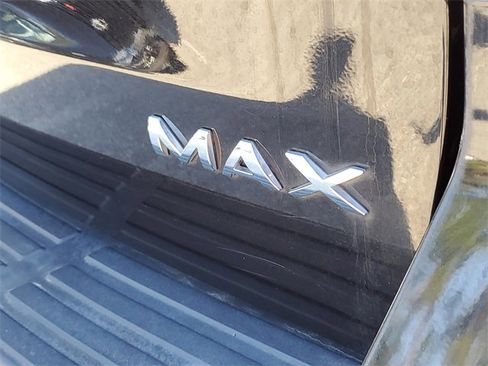 Used 2024 Ford Expedition Max XLT image 7