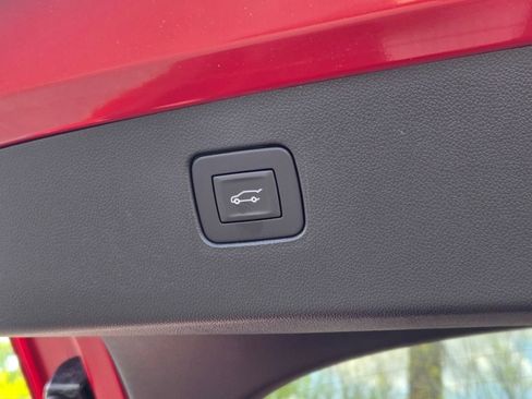 New 2026 Buick Envista Sport Touring FWD image 25