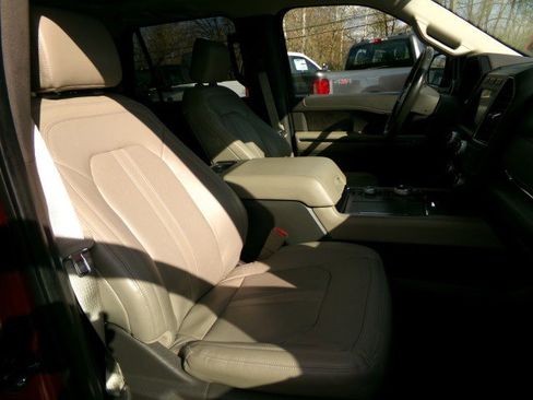 Used 2020 Ford Expedition Limited w/ Equipment Group 302A image 13