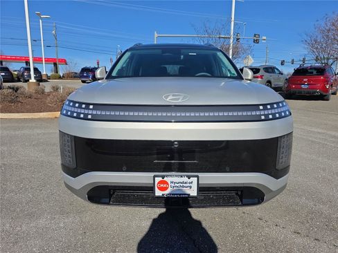 New 2026 Hyundai Ioniq 9 Calligraphy image 11