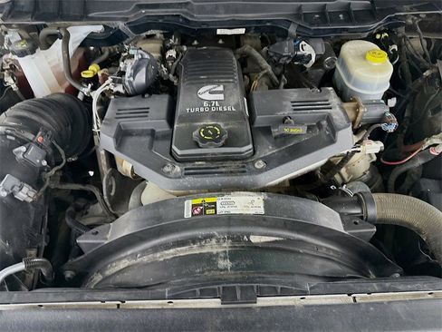 Used 2013 RAM 3500 Laramie w/ Convenience Group image 32