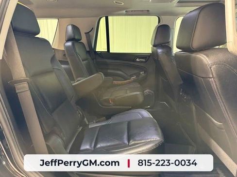 Used 2020 Chevrolet Tahoe Premier AWD/4WD image 24