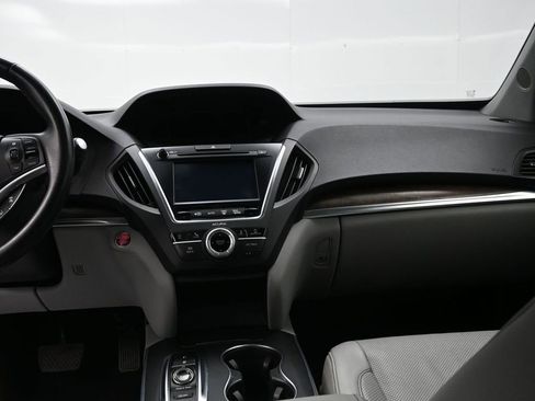 Used 2019 Acura MDX w/Technology Pkg image 12