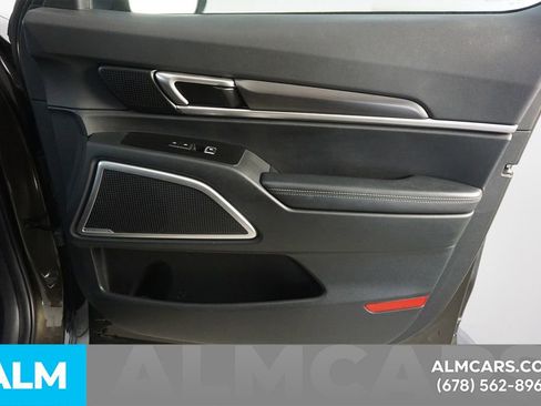 Used 2025 Kia Telluride S FWD image 45