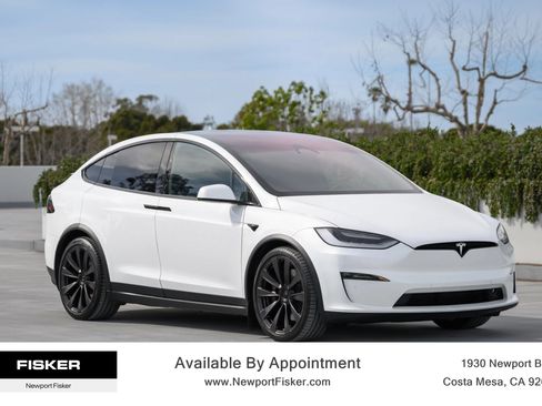 Used 2023 Tesla Model X Plaid image 10
