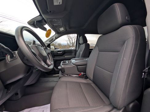 Used 2023 Chevrolet Silverado 1500 Custom Trail Boss image 24