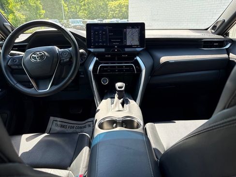 Used 2021 Toyota Venza XLE w/ Softex Package AWD/4WD image 20
