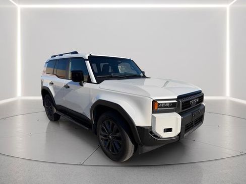 Used 2024 Toyota Land Cruiser image 7
