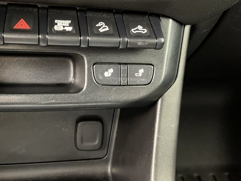 Used 2018 Chevrolet Colorado ZR2 w/ ZR2 Midnight Special Edition AWD/4WD image 20