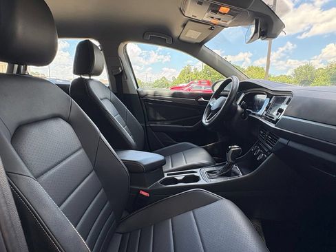 Used 2024 Volkswagen Jetta SE FWD image 26