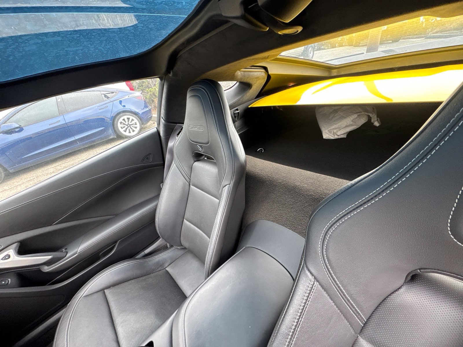 Used 2016 Chevrolet Corvette Z06 w/ 3LZ Preferred Equipment Group RWD image 13