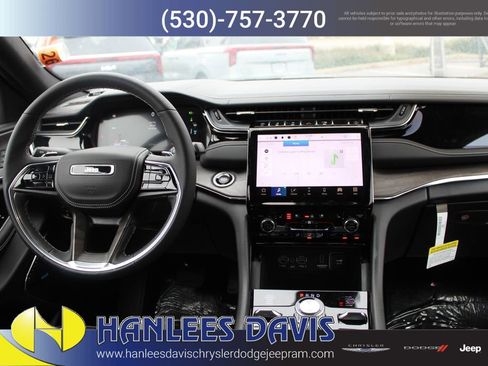 New 2023 Jeep Grand Cherokee Overland w/ MOPAR Finishing Package image 19