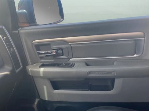 Used 2017 RAM 1500 Big Horn RWD image 16