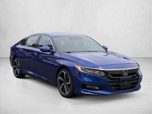 Used 2020 Honda Accord Sport image 3