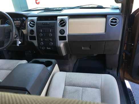 Used 2011 Ford F150 XLT w/ XLT Chrome Pkg RWD image 34