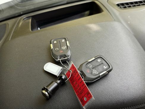Used 2019 GMC Sierra 1500 Denali w/ Denali Ultimate Package AWD/4WD image 62