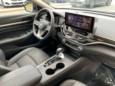 Used 2026 Nissan Altima 2.5 SR w/ SR Premium Package FWD image 36