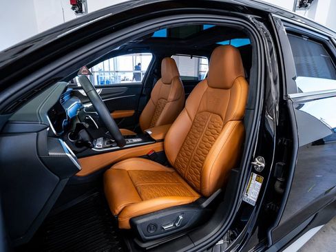 Used 2024 Audi RS 6 performance image 37