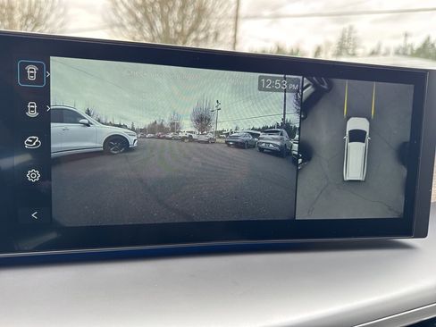 Used 2026 Hyundai Ioniq 9 Limited image 49