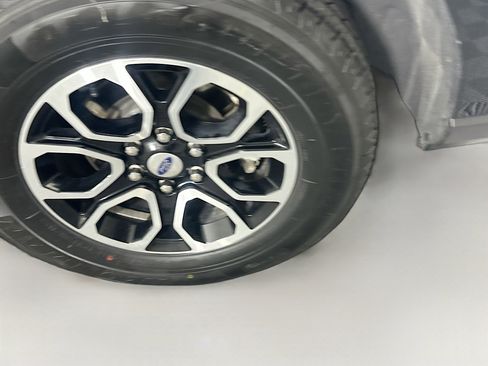 Used 2024 Ford Expedition XLT image 11