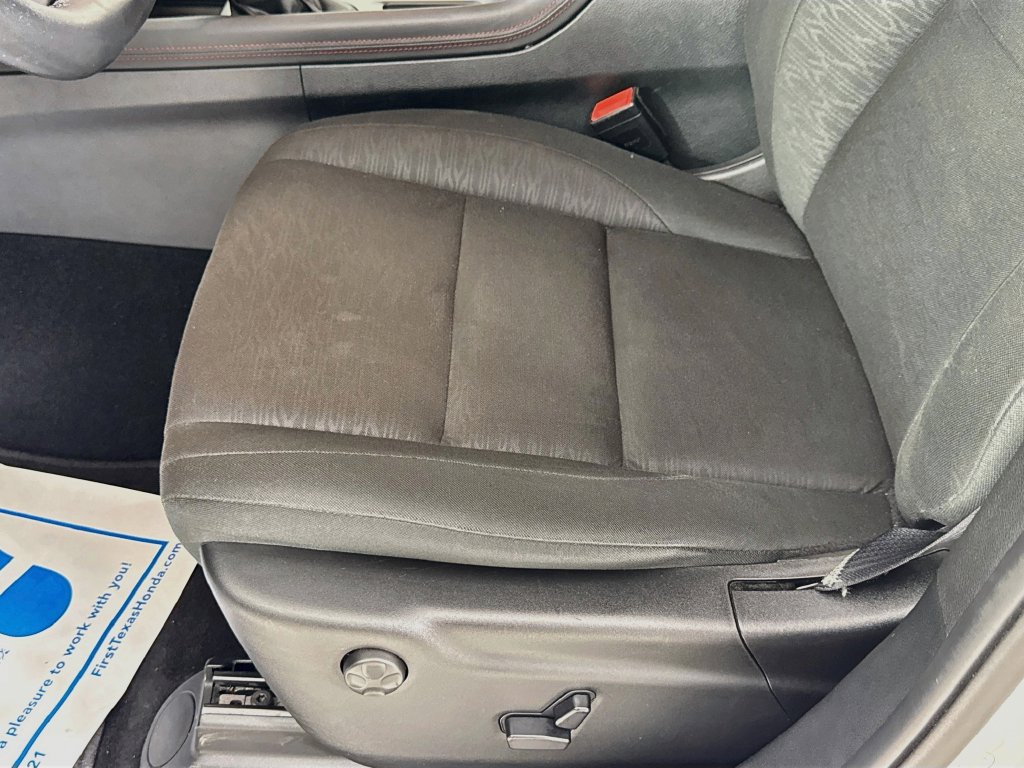 Used 2025 Dodge Durango GT RWD image 23