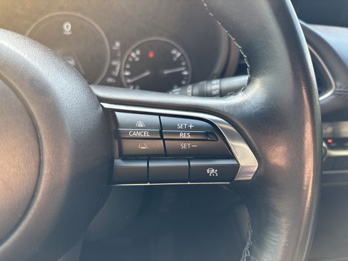 Used 2025 MAZDA MAZDA3 s Sport FWD image 18