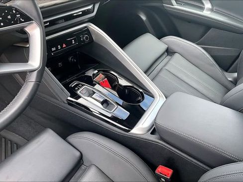 Used 2025 Audi Q5 Premium Plus w/ Premium Plus AWD/4WD image 14