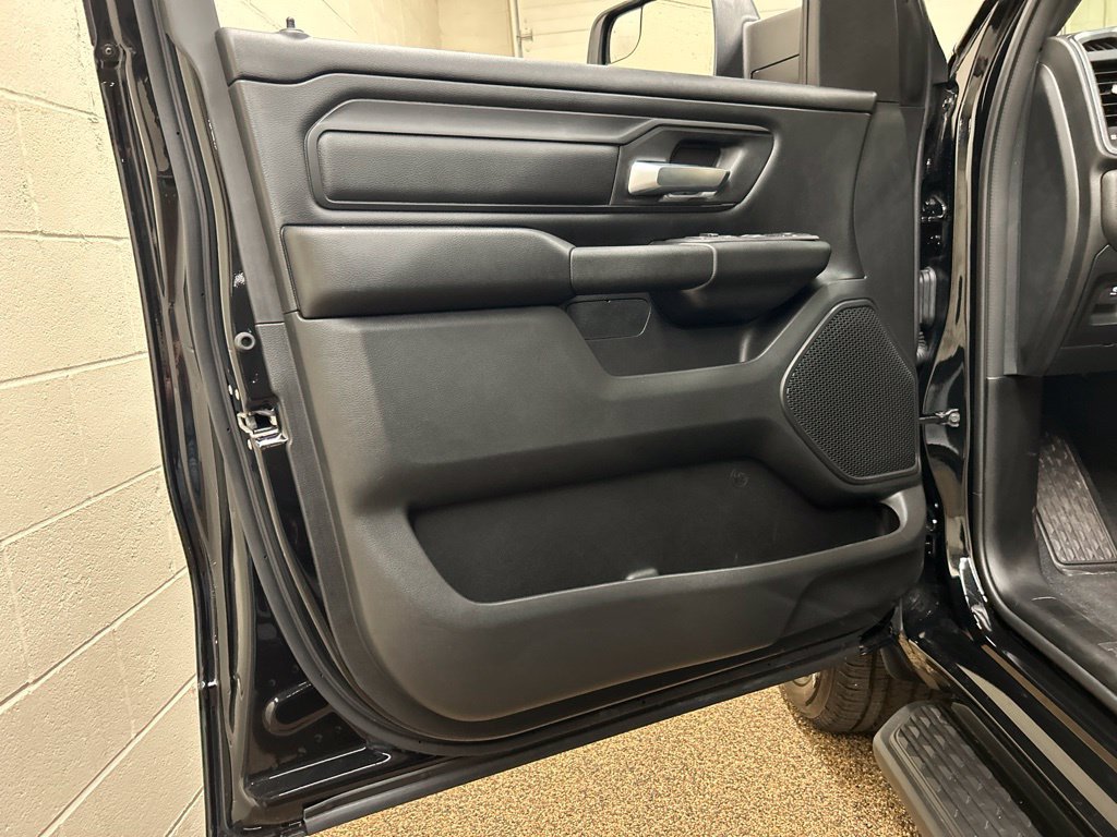 New 2026 RAM 1500 Express AWD/4WD image 15