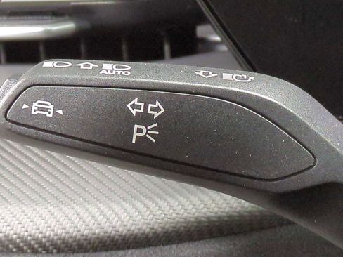 New 2025 Audi SQ5 Premium Plus image 29