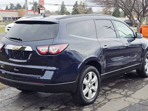 Used 2017 Chevrolet Traverse LT w/ True North Edition FWD image 6