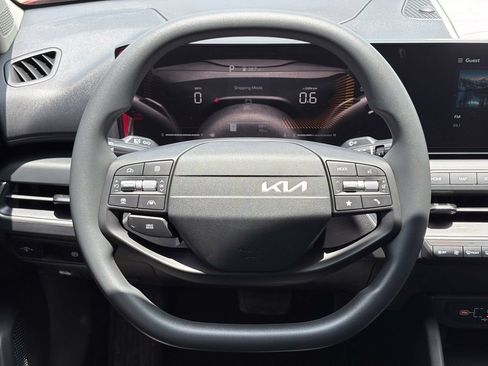 New 2026 Kia K4 FWD image 31