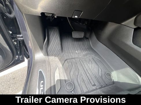 Used 2024 GMC Sierra 3500 Denali Ultimate AWD/4WD image 31