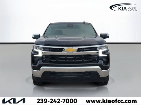 Used 2025 Chevrolet Silverado 1500 LT w/ Protection Package AWD/4WD image 2