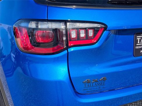 New 2026 Jeep Compass Latitude AWD/4WD image 17
