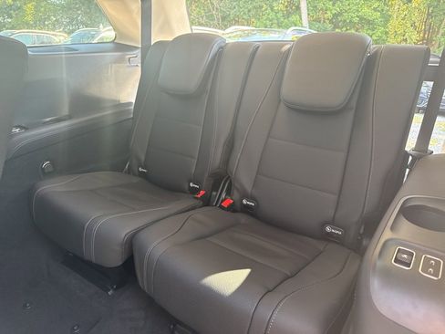 New 2026 Mercedes-Benz GLS 450 4MATIC image 20