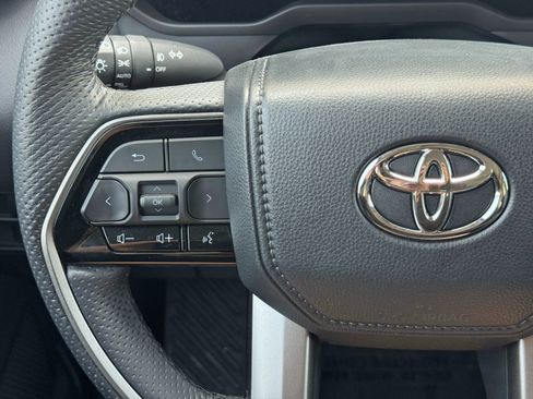 Used 2024 Toyota Tundra Limited AWD/4WD image 22