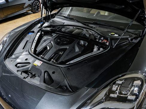 Used 2023 Porsche Panamera 4 Platinum Edition image 52