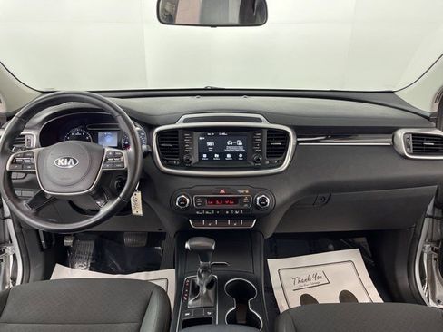 Used 2020 Kia Sorento LX w/ LX I4 Convenience Package image 35