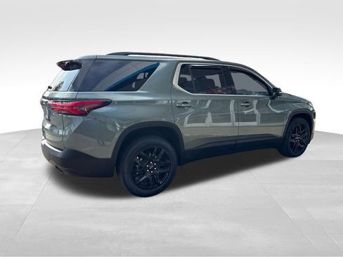 Certified 2023 Chevrolet Traverse LT FWD image 5