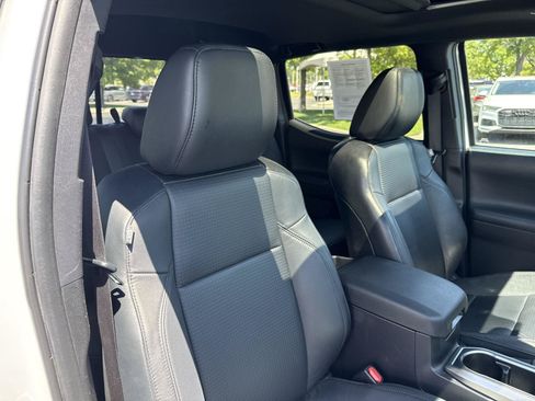 Used 2023 Toyota Tacoma Limited AWD/4WD image 30
