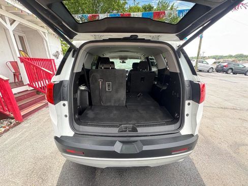 Used 2018 GMC Acadia SLE FWD image 22