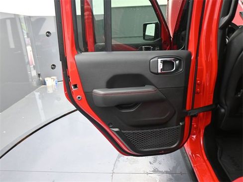 New 2025 Jeep Wrangler Unlimited Rubicon image 38