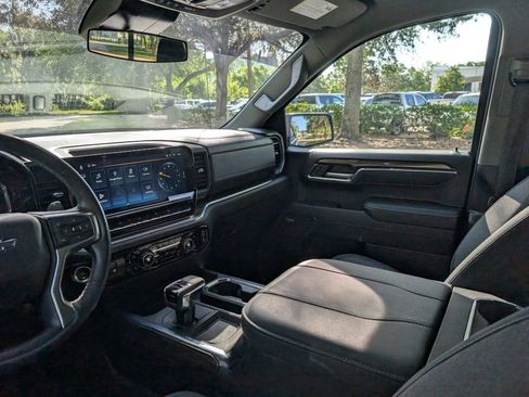 Used 2024 Chevrolet Silverado 1500 RST w/ Convenience Package II image 18