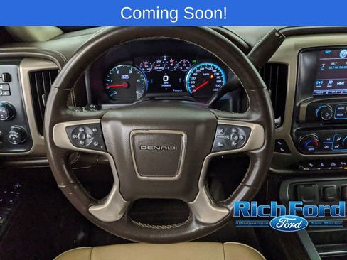 Used 2017 GMC Sierra 2500 Denali w/ Duramax Plus Package image 10