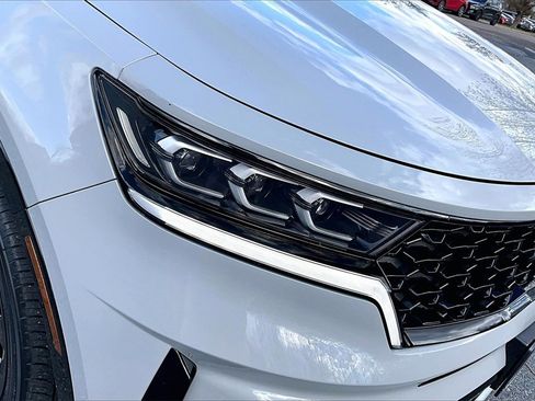 Used 2023 Kia Sorento SX image 31